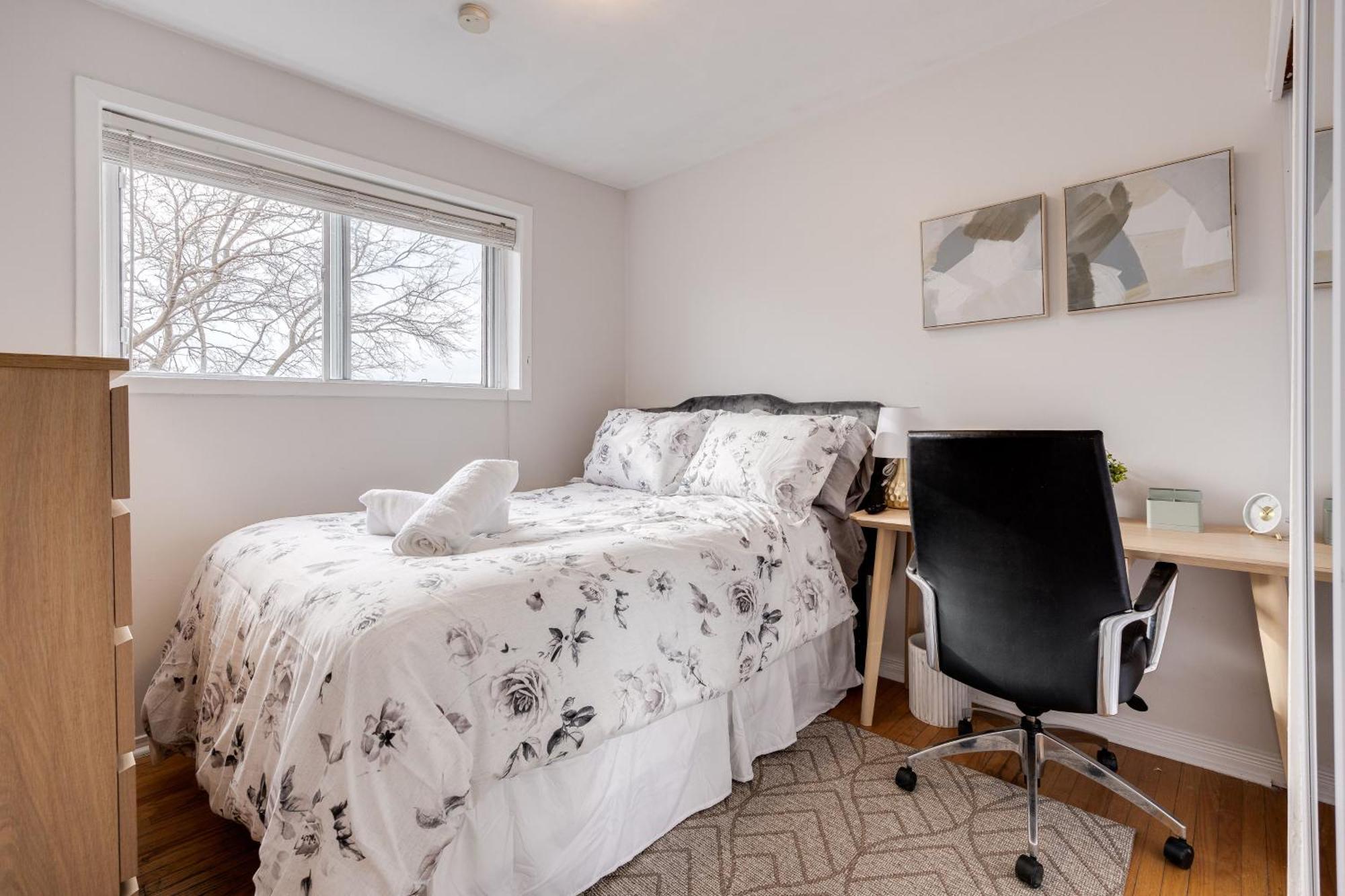 Eglinton West Guest Suite Toronto Luaran gambar
