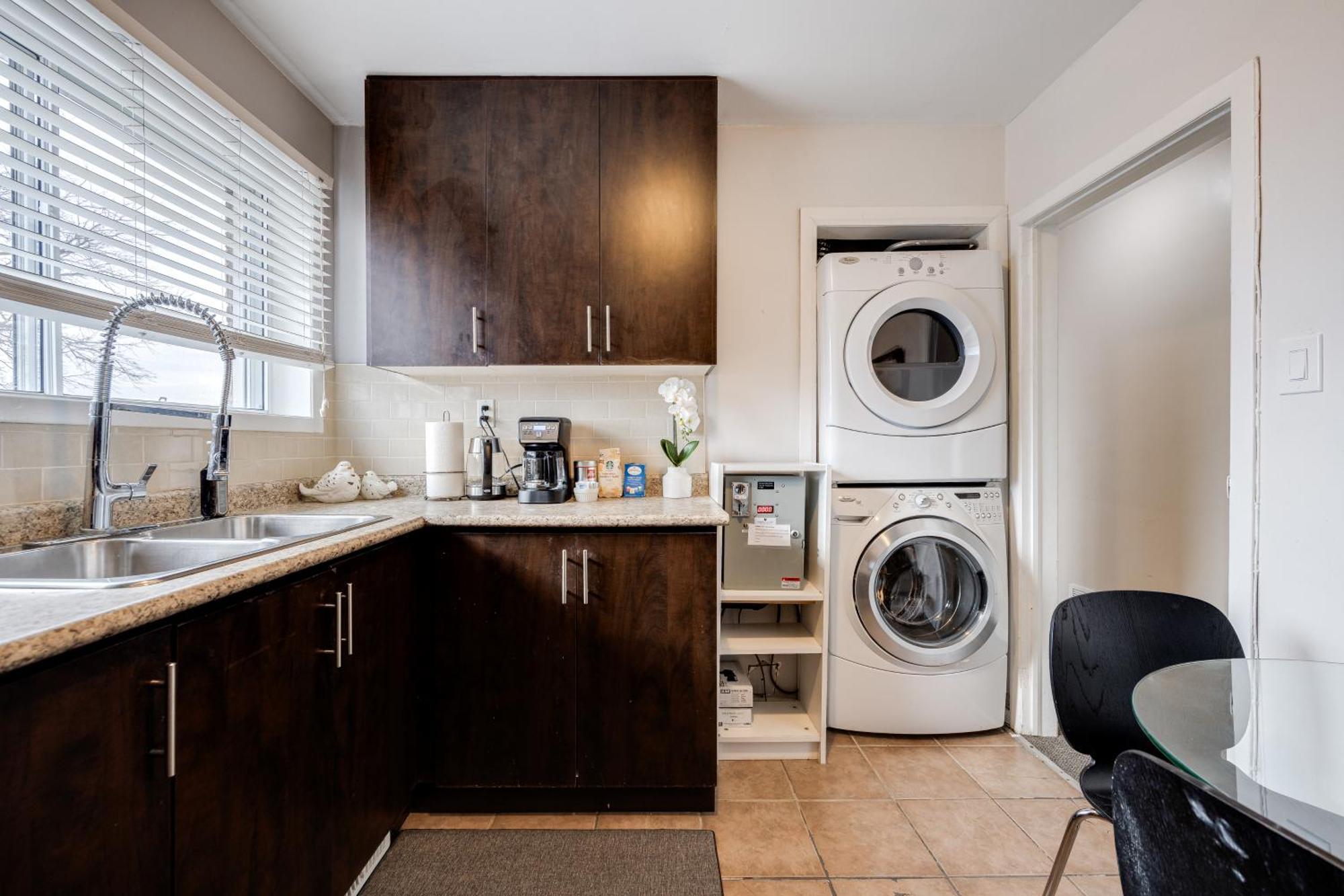Eglinton West Guest Suite Toronto Luaran gambar