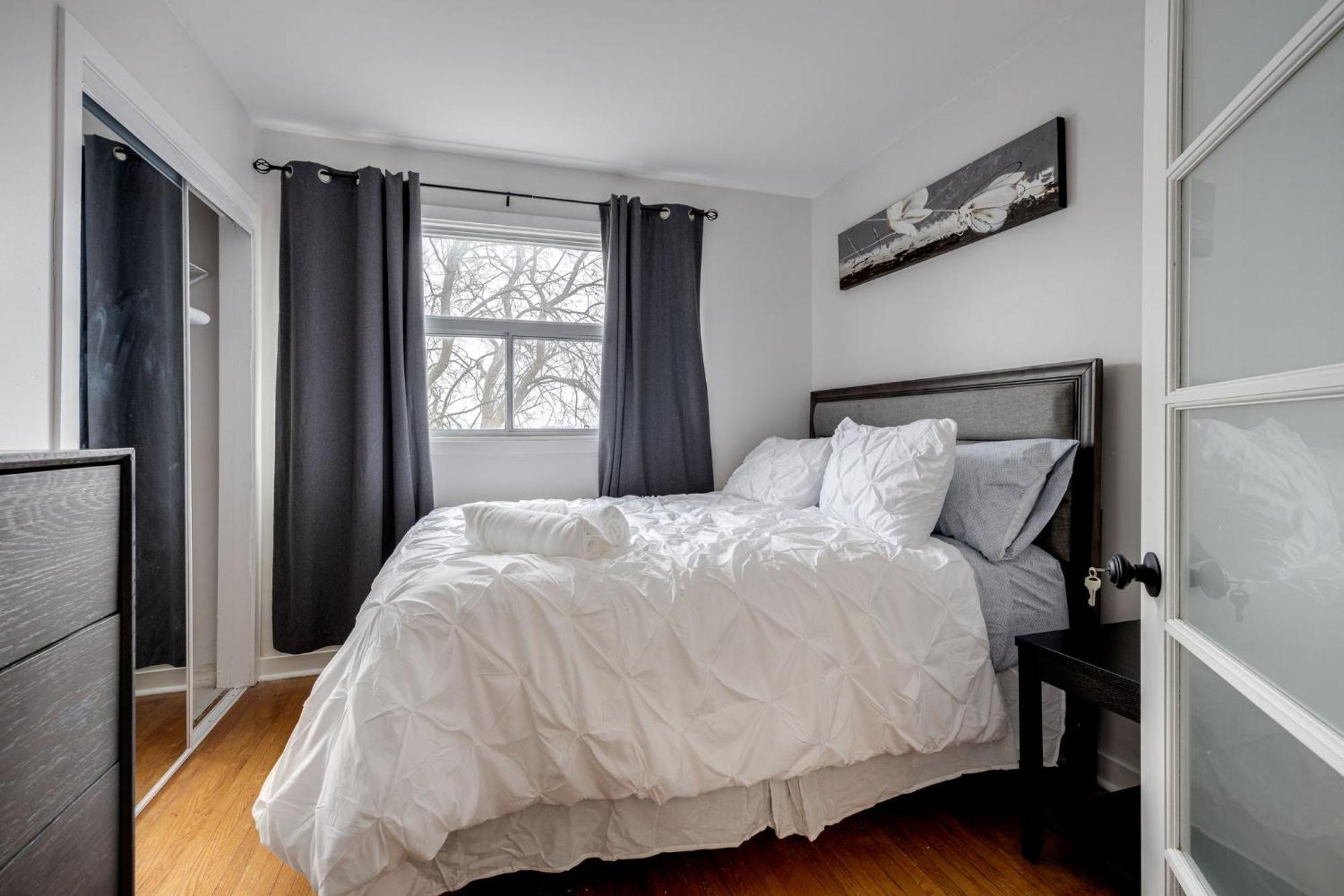 Eglinton West Guest Suite Toronto Luaran gambar